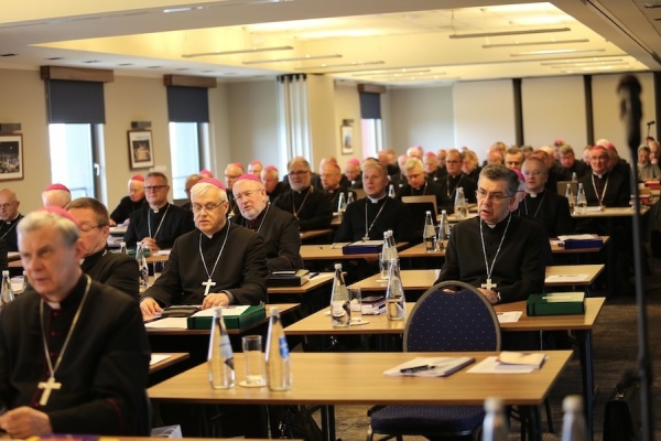 zebranie plenarne episkopatu w katowicach